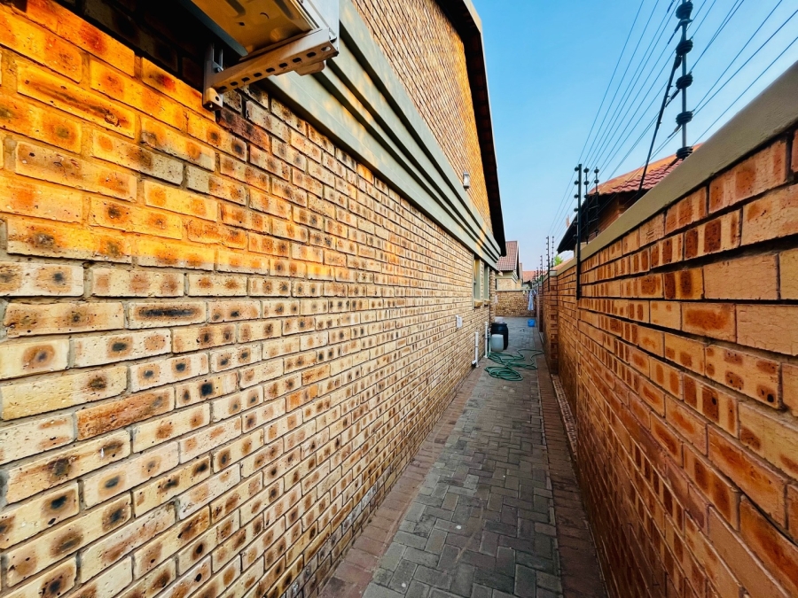 3 Bedroom Property for Sale in Shellyvale Free State